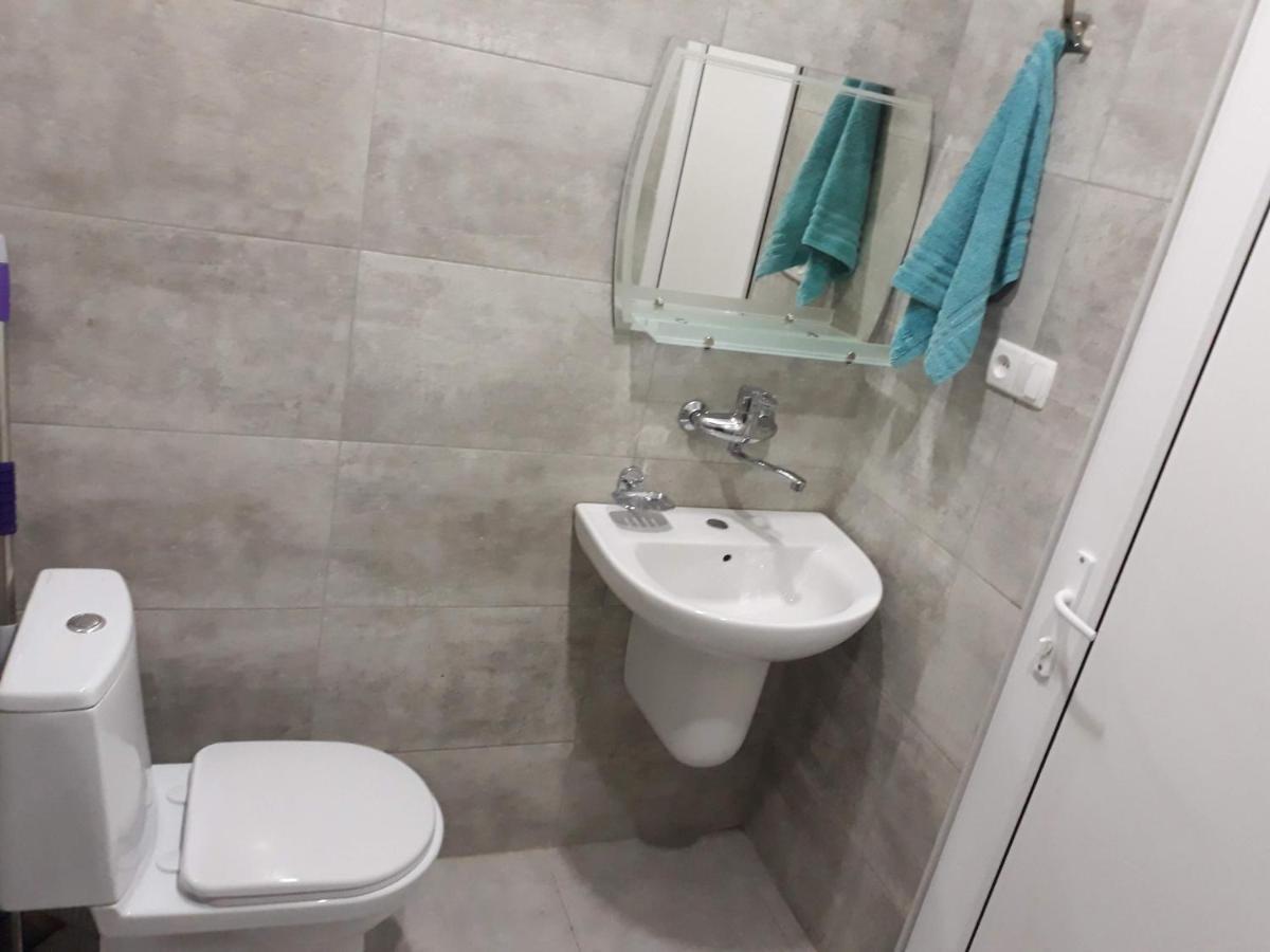 Grigol'S Apartament Tbilisi ภายนอก รูปภาพ
