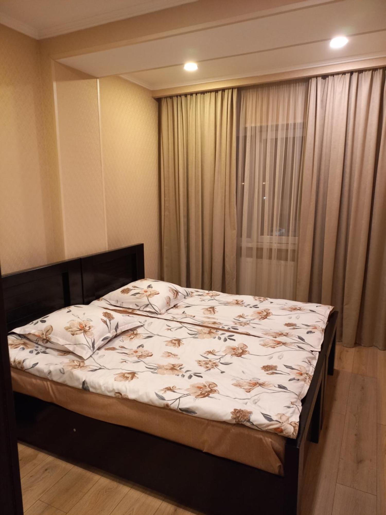 Grigol'S Apartament Tbilisi ภายนอก รูปภาพ