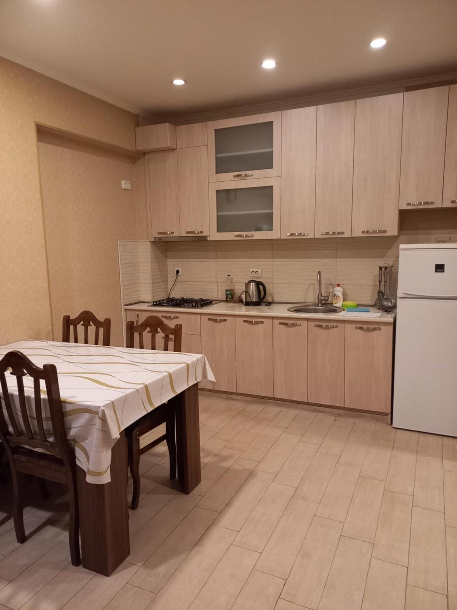 Grigol'S Apartament Tbilisi ภายนอก รูปภาพ